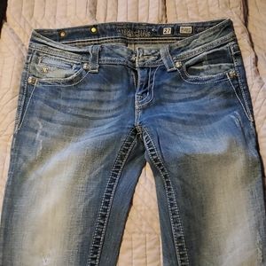 Like New Miss Me Jeans